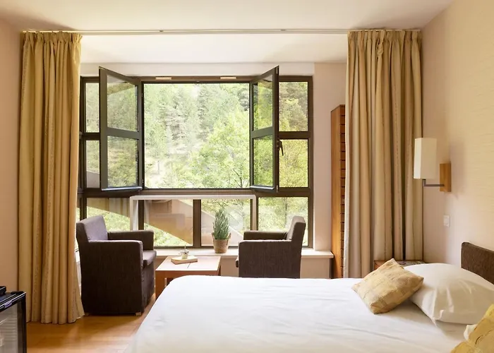 Hotel De La Muse Et Du Rozier Le Rozier