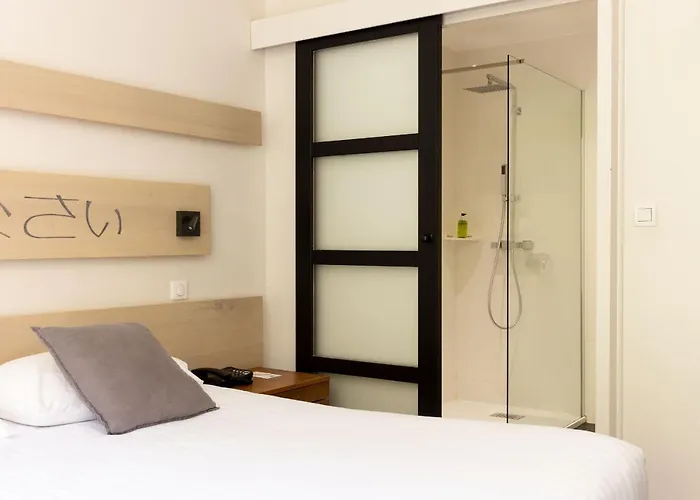 De La Muse Et Du Rozier Otel 4*